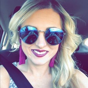 Meet your Posher, Savannah